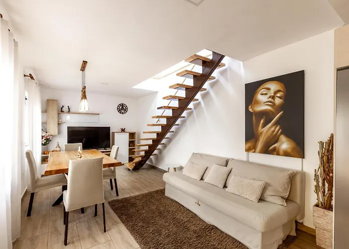 Villa Downtown Premium *